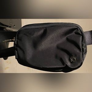 Lululemon Belt Bag 1L Black and Gold